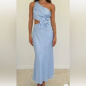 One-Shoulder Light Blue Dress